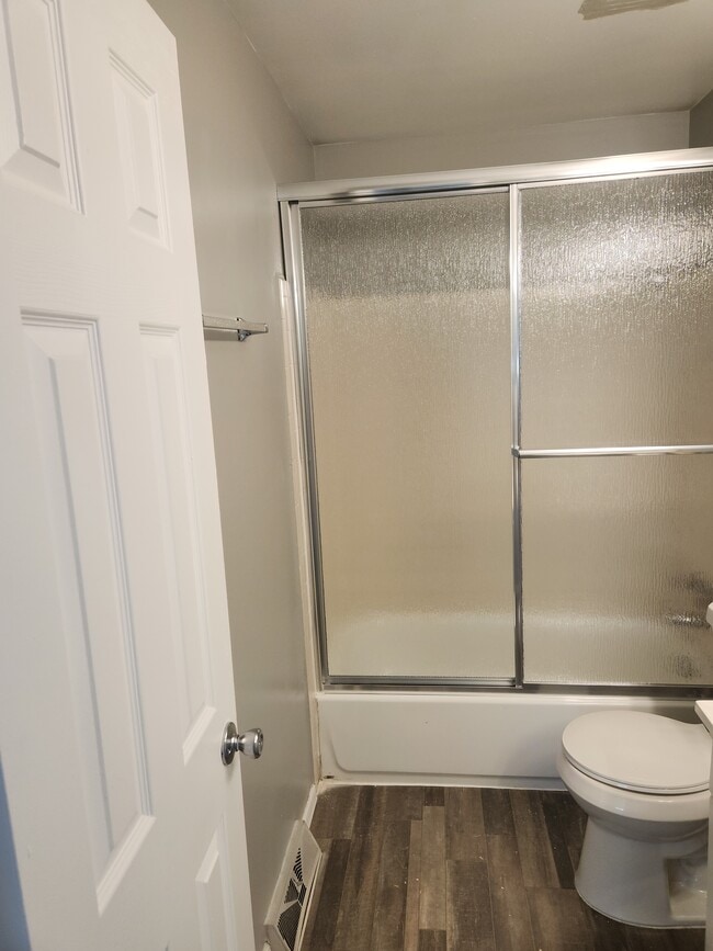 Building Photo - 87 Lima St