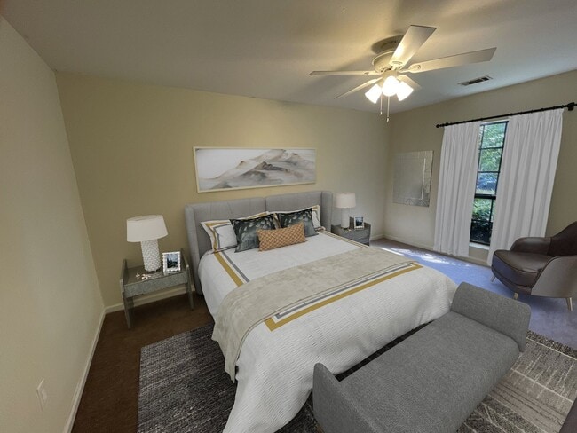 Building Photo - 3115 Pine Heights Dr NE
