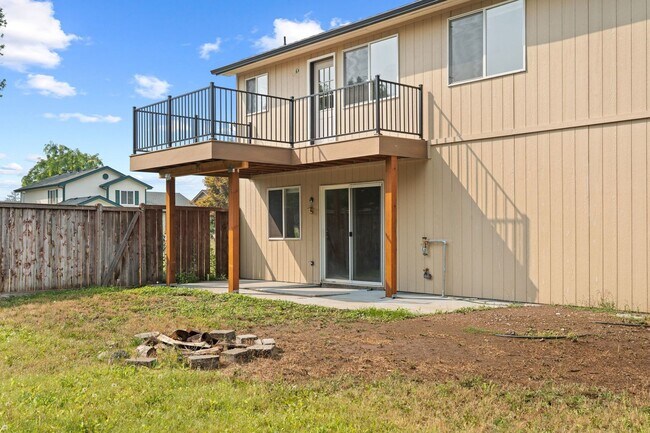Building Photo - 3408 E 48th Ct