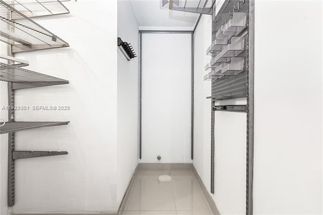 Building Photo - 60 SW 13th St