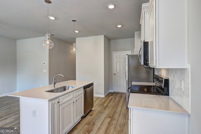 Building Photo - 479 Payne Dr