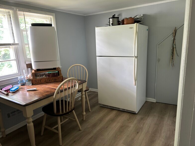 KITCHEN - 903 Catherine St