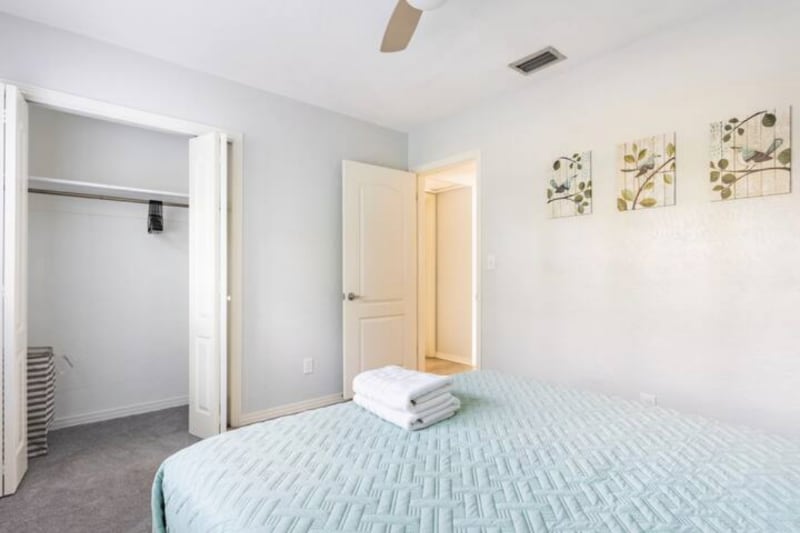 Building Photo - 506 Bon Aire Ave