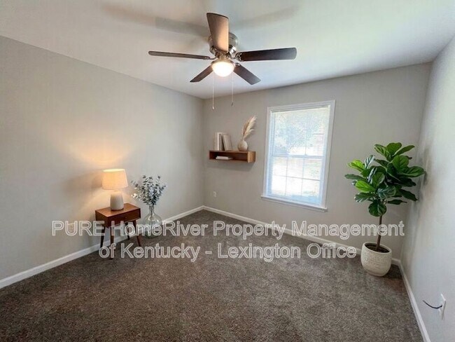 Building Photo - 1053 Merrick Dr