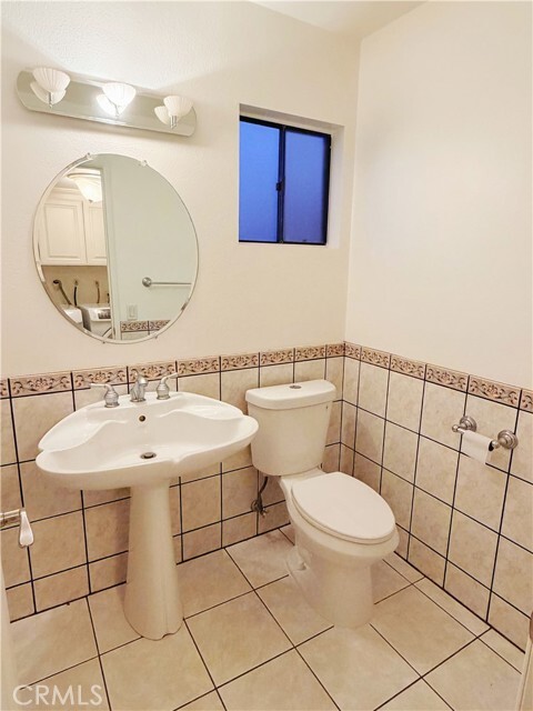 Building Photo - 2454 Hillman Ln