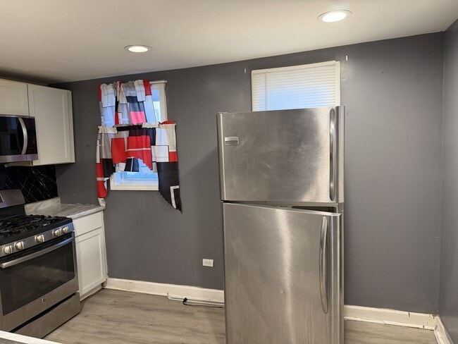 Building Photo - 756 Newell Ave