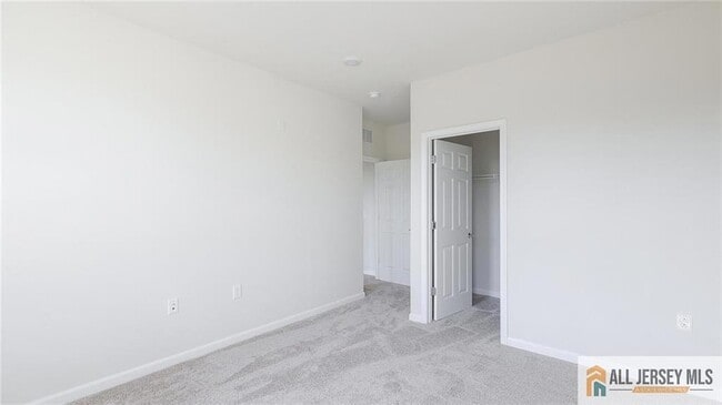 Building Photo - 95 Robeson St