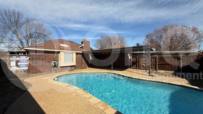 Building Photo - 2536 Beau Dr