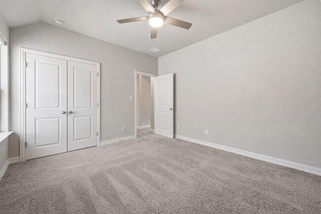 Building Photo - 1233 Texas Ash Ln