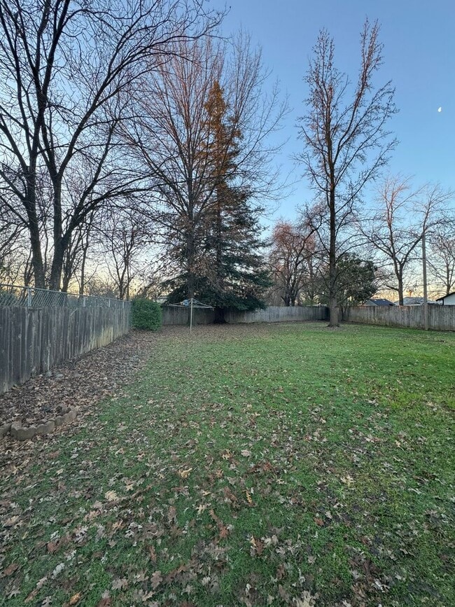 Building Photo - Charming 3-Bedroom Home in the Heart of Redding!