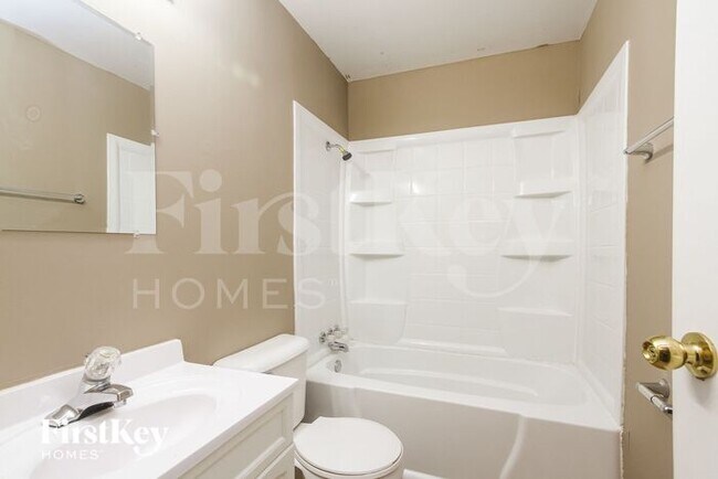 Building Photo - 612 S Jefferson St