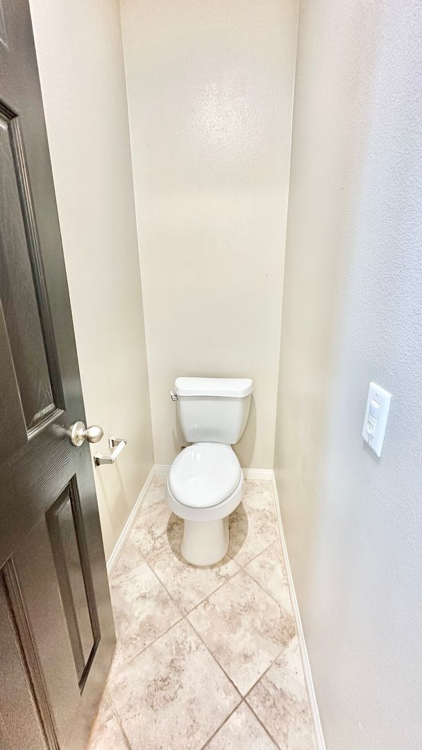 Building Photo - Beautiful, Newer, Townhome with Attached 2...