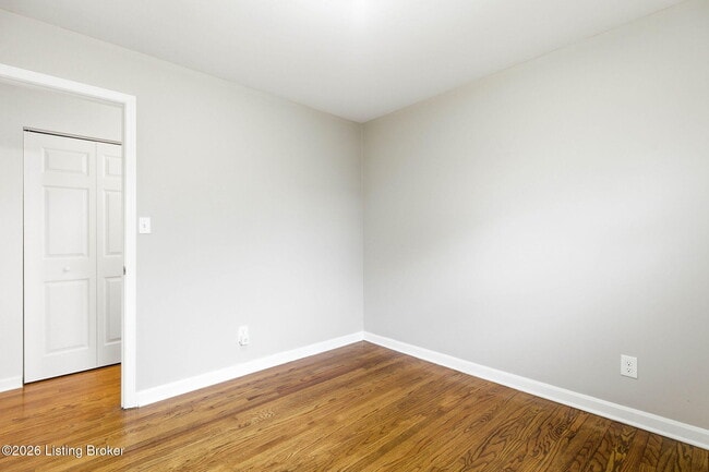 Building Photo - 2403 Silverbrook Ave