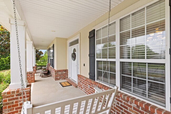 Building Photo - 2899 Chanterelle Cove
