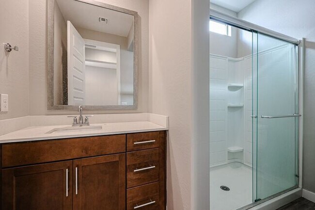 Building Photo - Available August 7th! Gated Community 4 Bedroom 3 Bathroom Home!