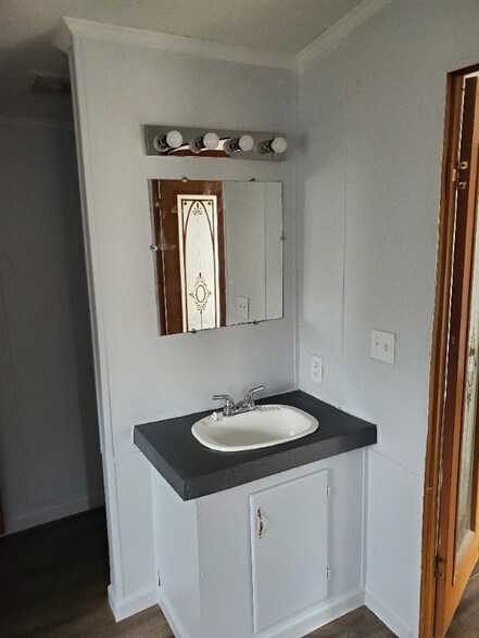 Building Photo - 106 Elizabeth Dr