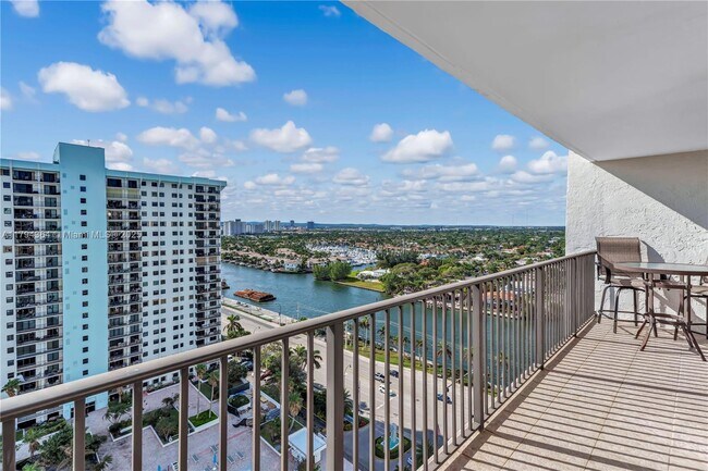 Building Photo - 1201 S Ocean Dr