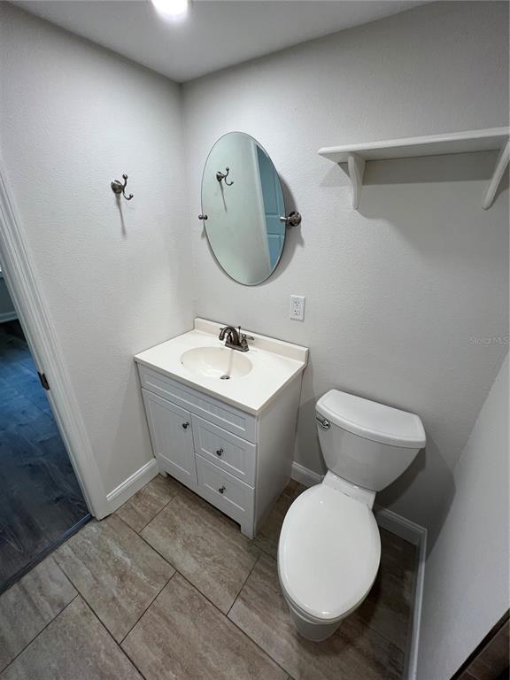 Building Photo - 14459 River Beach Dr