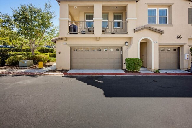 Building Photo - 42910 Avenida Amistad