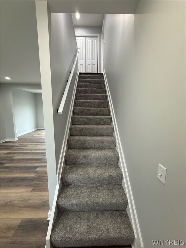 Building Photo - 5156 Berg Rd