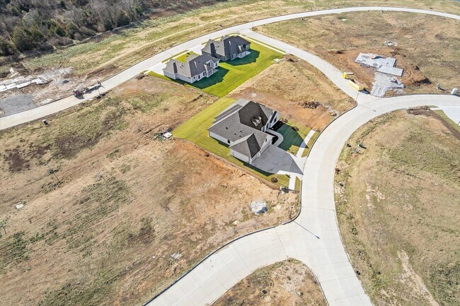 Building Photo - 2621 Easley Cabin Cir