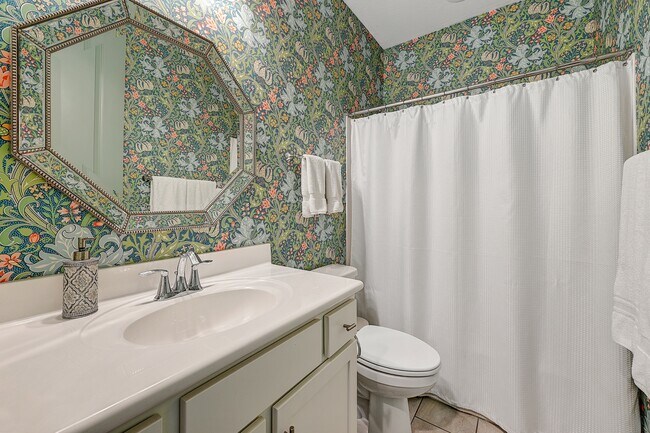 Building Photo - 10349 E Tumbleweed Ave