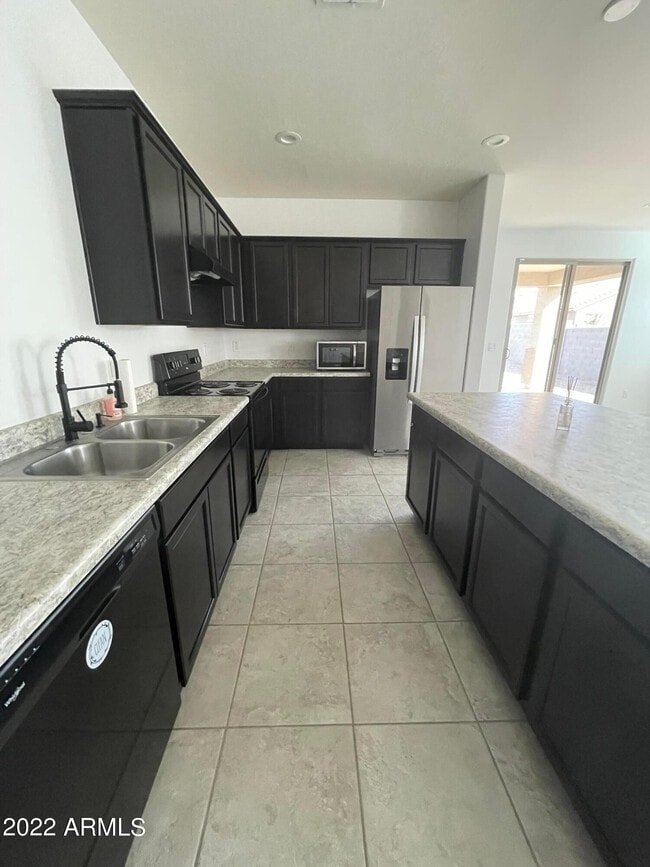 Building Photo - 18582 W Carlota Ln