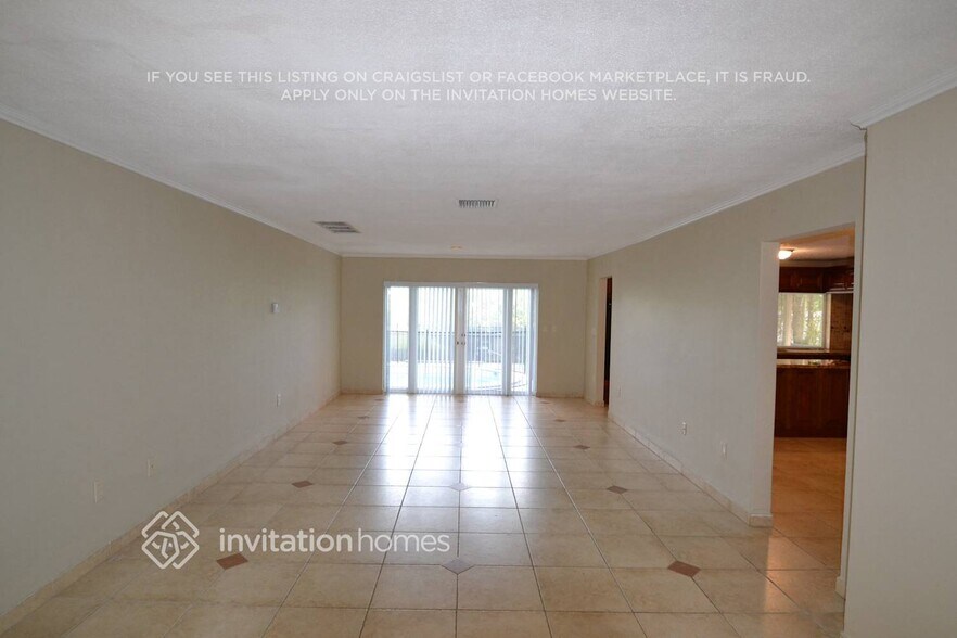 Building Photo - 8424 SW 102nd Pl