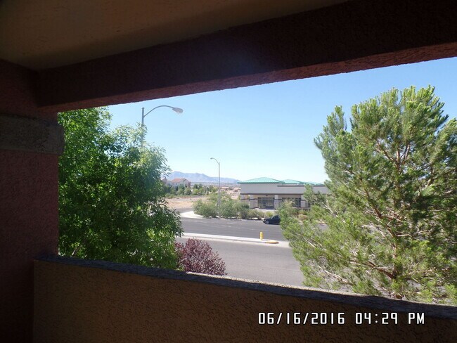 Building Photo - 2 BDRM 2 BATH CONDO IN GATED TUSCANO COMMUNITY IN THE SW