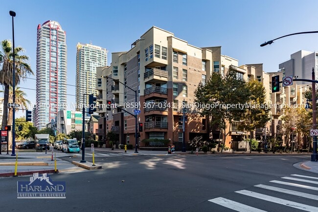 Building Photo - 1225 Island Ave