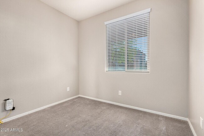 Building Photo - 12240 W Desert Sun Ln