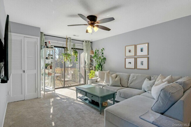 Building Photo - 57 Scenic Vw