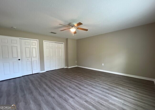 Building Photo - 405 Brooklet Cir