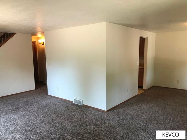 Building Photo - Charming Home in Beautiful Neighborhood by Park!