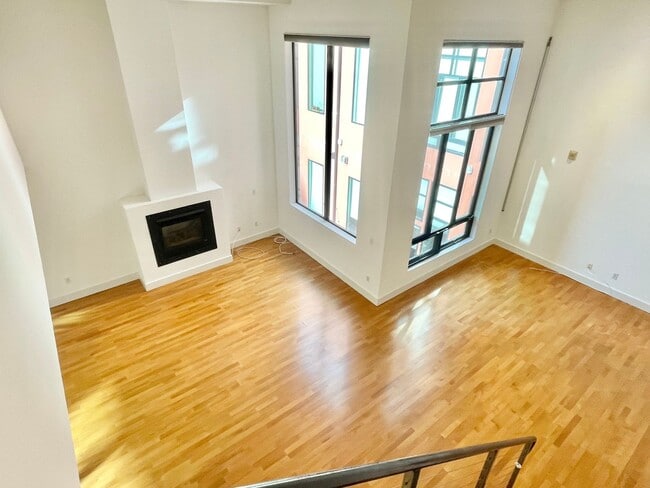 Primary Photo - 1BR/2BA Spacious and Modern 2-Level Loft! ...