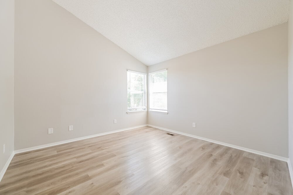 Building Photo - 5800 S Rock Creek Dr