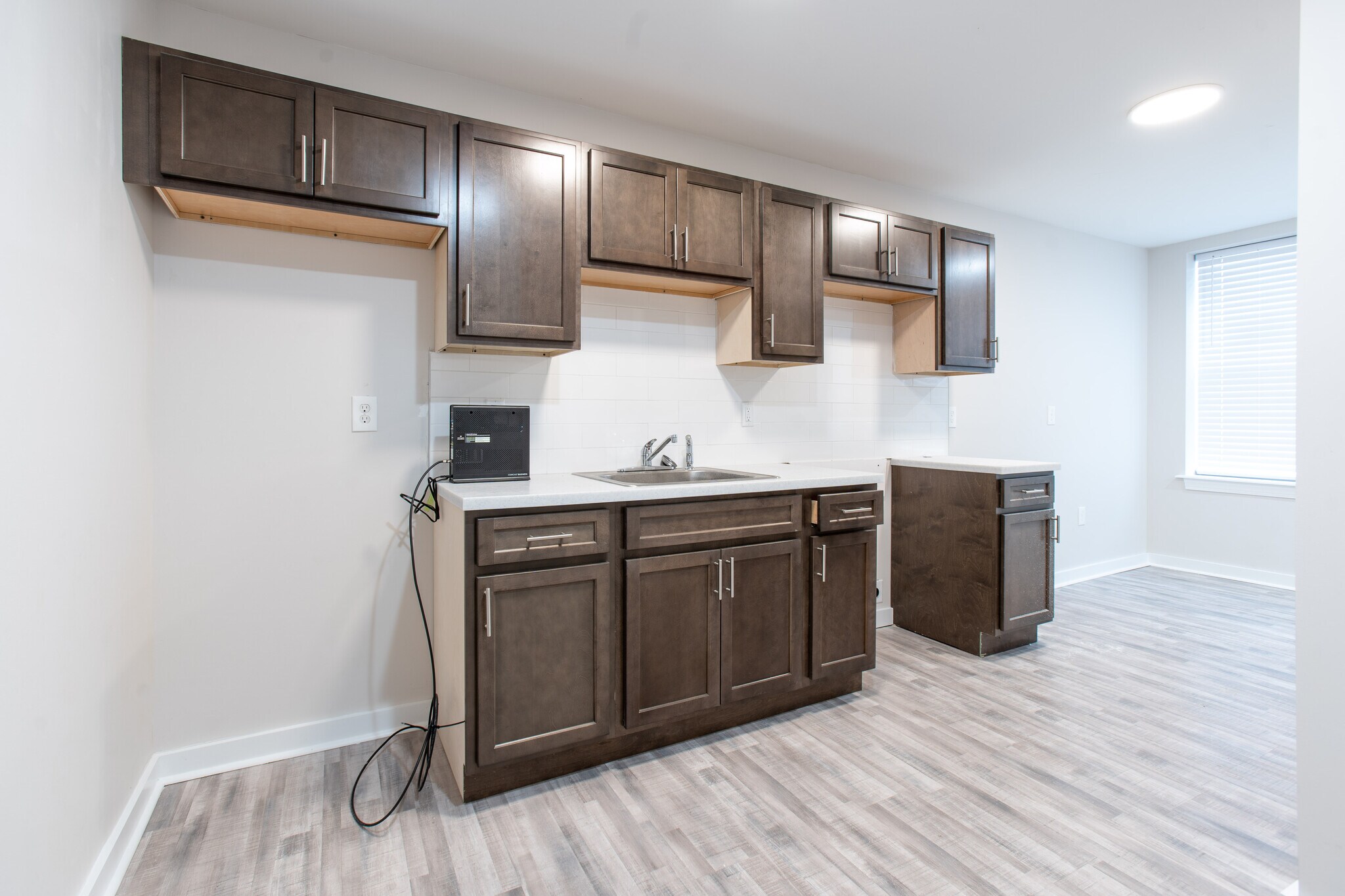 Building Photo - 816 E Hilton St