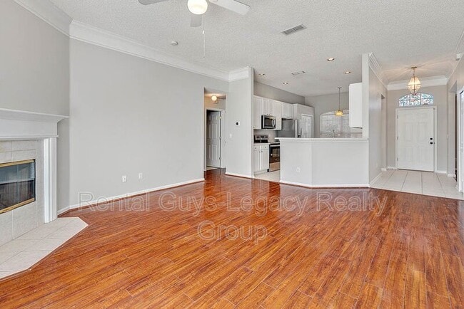 Building Photo - 11498 Chase Meadows Dr S