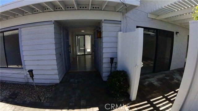 Building Photo - 1118 W Curie Ave