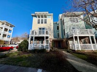 Building Photo - Beautiful end-unit townhome in the coastal...