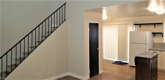 Building Photo - 5118 Garden Ln
