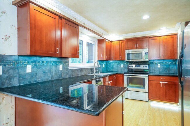 Building Photo - 8845 NE 147th St