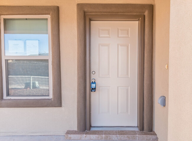 Building Photo - 10712 Blue Sage Cir