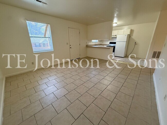 Building Photo - All-Inclusive Living in a Prime Winston-Sa...