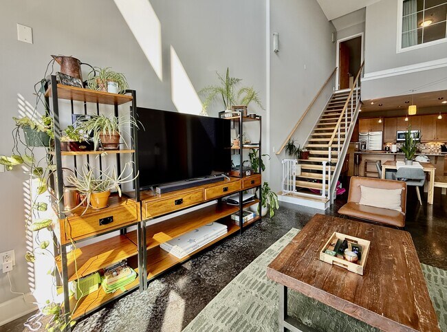 Building Photo - 2608 Erwin Rd