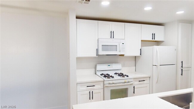 Building Photo - 2200 S Fort Apache Rd