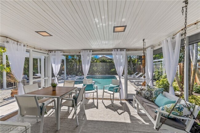 Building Photo - 564 109th Ave N