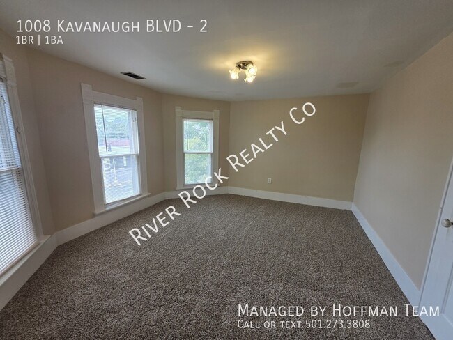 Building Photo - 1008 Kavanaugh Blvd