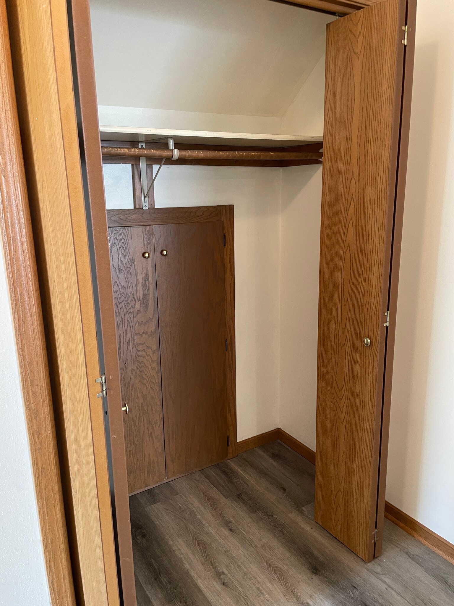 Building Photo - 566 Athletic Way