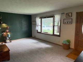 Building Photo - 409 Meadow Ct